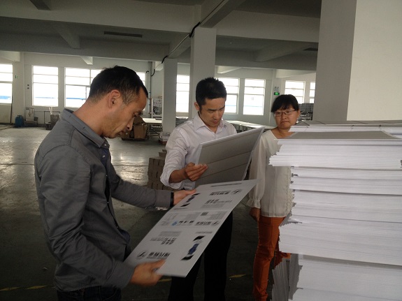 明光市开展印刷企业专项检查活动.JPG