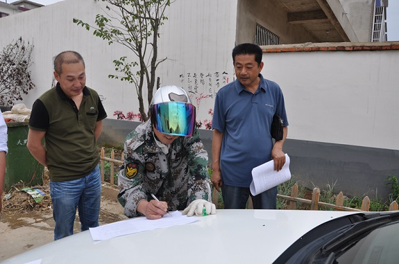 明光市检察院开展预防职务犯罪问卷调查活动1.jpg
