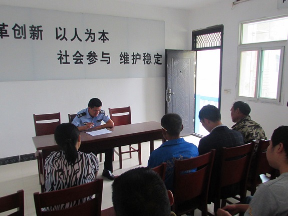 管店司法所开展社区矫正人员集中教育活动.jpg