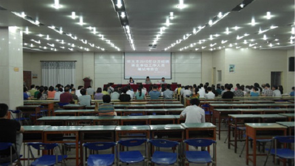 明光市2015年公开招聘事业单位工作人员笔试工作顺利进行1.jpg