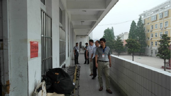 明光市2015年公开招聘事业单位工作人员笔试工作顺利进行4.jpg