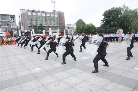 明光市开展“6.26”国际禁毒日暨“警营开放日”宣传活动3.jpg