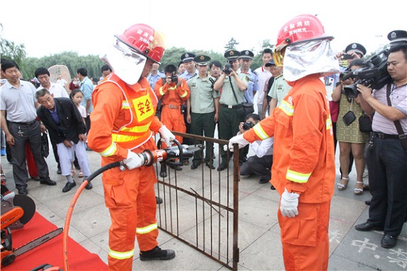 明光市开展“6.26”国际禁毒日暨“警营开放日”宣传活动4.jpg