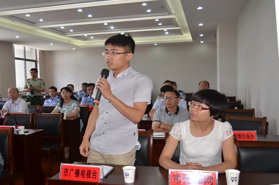 明光市公安局召开提升群众安全感满意度新闻发布会3.jpg