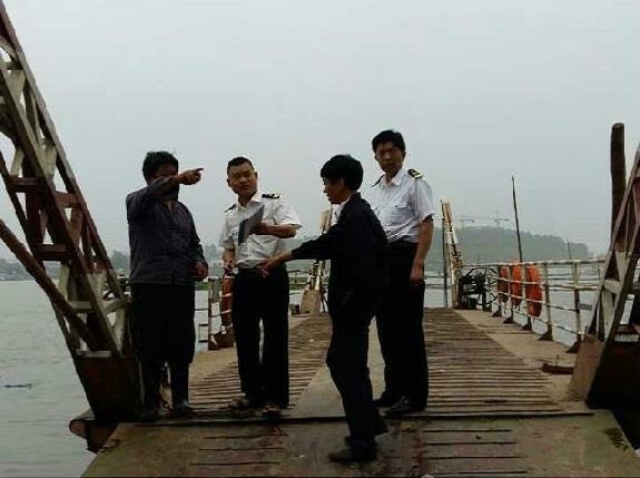 泊岗乡开展汛期安全生产大检查2.jpg
