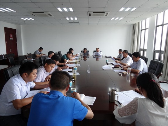 明光市经信委牵头召开涧溪凹土加工企业综合整治工作会议.jpg