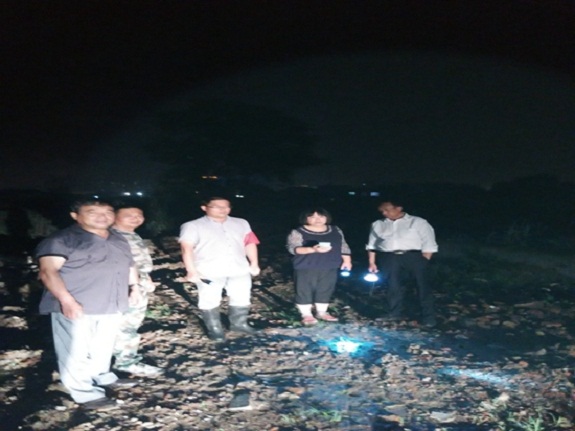 明光街道：工作一线法 为防汛抢险救灾赢得宝贵时间1.jpg