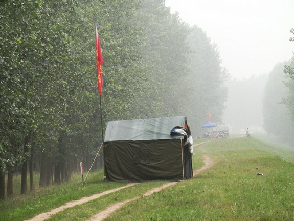 柳巷镇：防汛抗灾两不误 全力以赴保度汛1.jpg