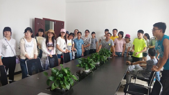 滁州学院师生来女山湖镇开展实践教学5.jpg