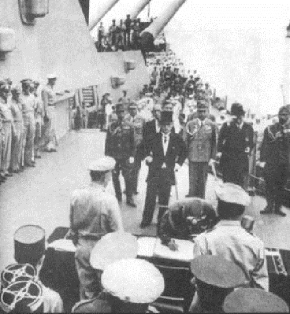 【特别策划】历史上的今天：日本宣布无条件投降70周年5.jpg
