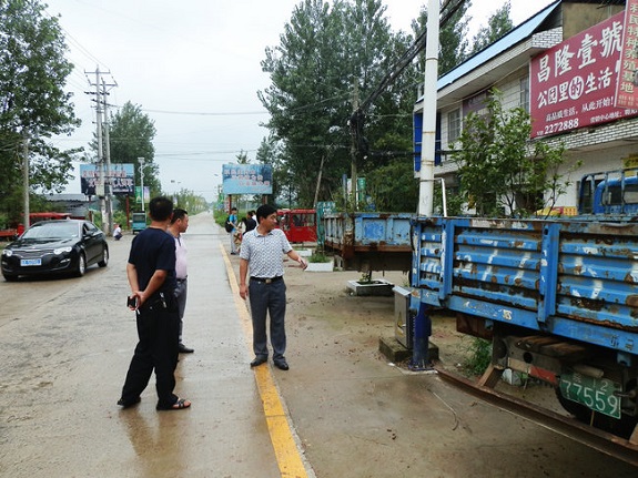 柳巷镇开展道路交通安全检查1.jpg