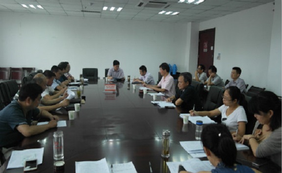 明光市人社局迅速传达9月份市委常委碰头会精神.jpg