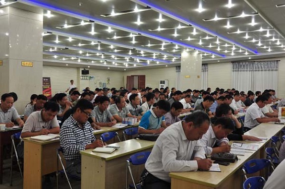 明光市教育局学习传达市安委会第三次全体（扩大）会议精神2.JPG