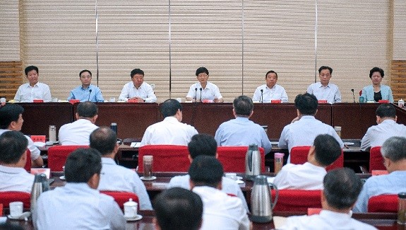 孟建柱：带着深厚感情倾听群众呼声 把送上门来的群众工作做实做好.jpg