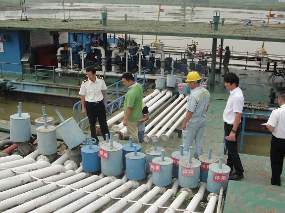 明光市海事处多举措强化节前水上交通安全检查.jpg