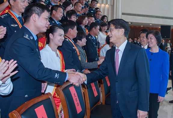 孟建柱：大力弘扬好警嫂朴素而崇高的美德1.jpg