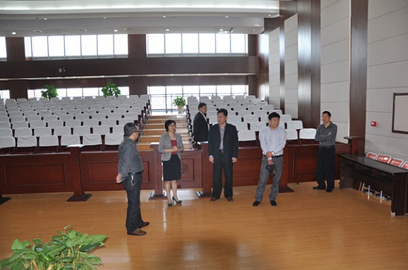 蚌埠市禹会区法院来明光法院参观考察法庭建设.jpg