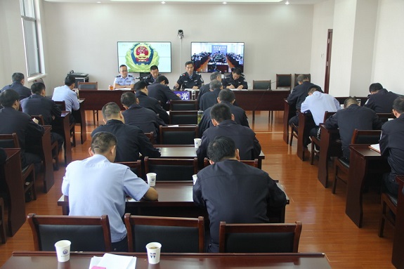 明光市公安局召开提升群众安全感满意度调度会1.jpg