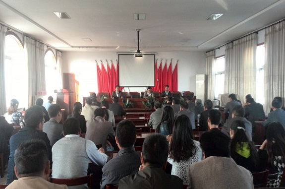苏巷镇召开农歌会分会场文艺演出动员大会.jpg