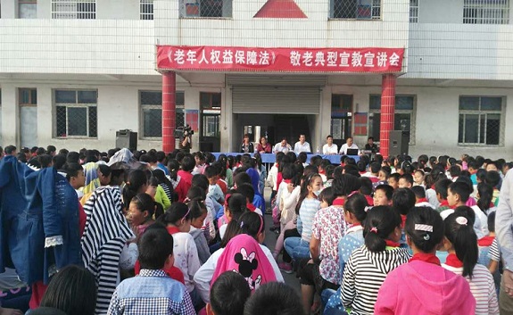 明光市敬老宣讲进校园.jpg