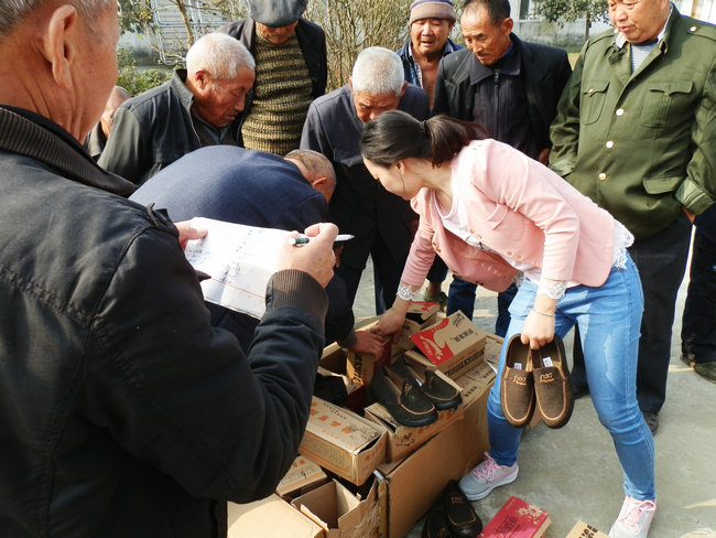 柳巷镇深入开展敬老月活动4.jpg