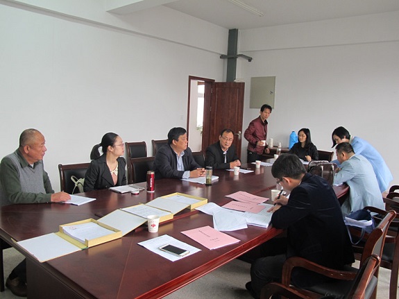 省厅民生工程考核组来我市开展流浪乞讨救助资金评价工作.jpg