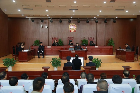 明光市检察院组织社区干部参加庭审警示教育1.jpg