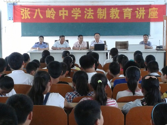 我市开展百场宪法知识讲座进校园主题活动4.jpg