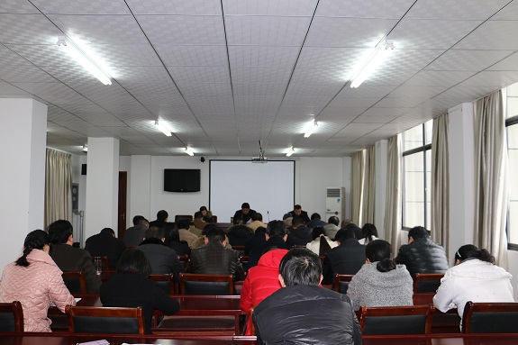 明光市民政局迅速传达落实12月份市委常委碰头会精神1.jpg