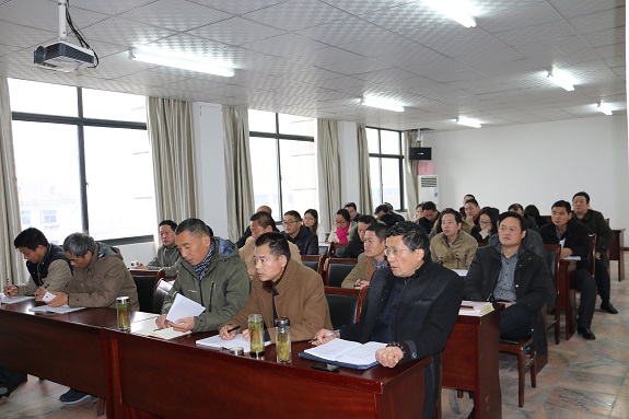 明光市民政局迅速传达落实12月份市委常委碰头会精神2.jpg