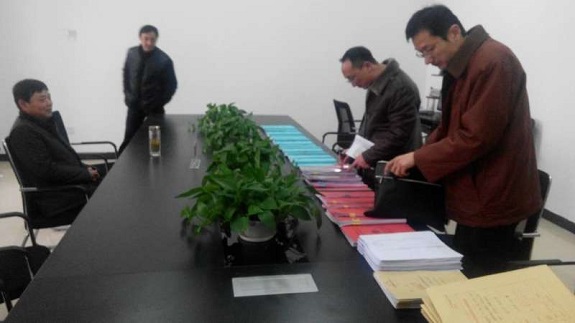 滁州市综治检查考评组来明检查工作5.jpg