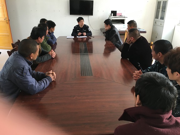 潘村司法所组织社区矫正人员集中教育.jpg
