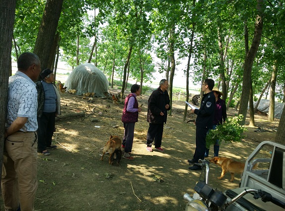 明南司法所入户宣传法律援助民生工程.jpg
