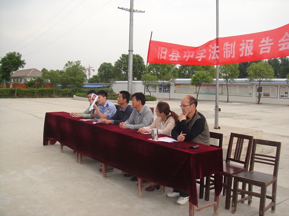 女山湖镇：宣传教育进学校 学生知识驻心田3.JPG