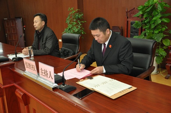 明光法院召开首批法官遴选民主推荐大会1.jpg