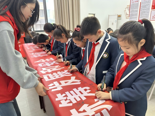 广陵街道：大手拉小手 共筑国安梦